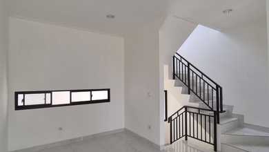 Disewakan Cepat Rumah Golf Island Siap Huni