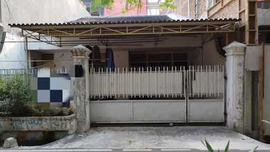 Dijual Rumah Tua (hitung Tanah)