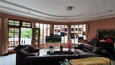 Rumah Besar 2 Lantai Full Jakarta Barat