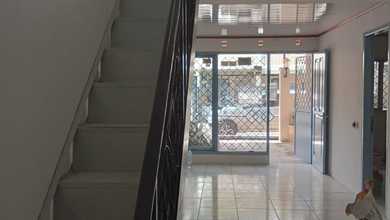 Rumah Bagus & Rapi Taman Semanan Indah