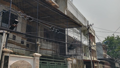 Ruko Gandeng 3 Unit di Glodok, SHM, Cocok Hunian & Usaha