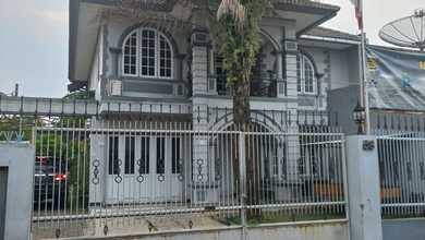 Dijual Rumah Asri dan Luas di Kresek Jakarta Barat