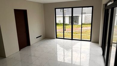 Disewakan Rumah Kbp Nila Padmi , 4 Kamar-2 Lantai-Luas 290 M