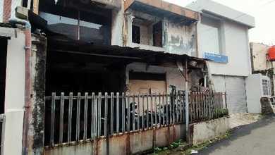 Jual Rumah Tua Cocok untuk Kost, Dekat Kampus & Pusat Kota