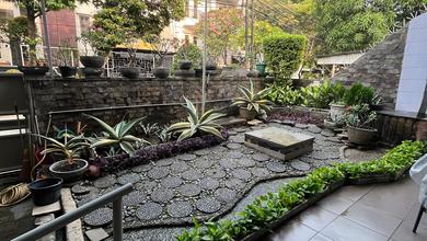 Rumah Pluit Dua Lantai Dijual