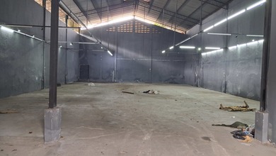 Disewakan Gudang 1 1/3 LT Miami Kapuk Kamal Akses Cont 40 Feet