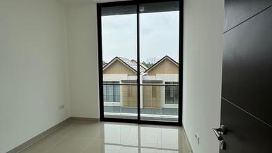 Disewakan Rumah 3 LT Osaka Pik2 Brand New