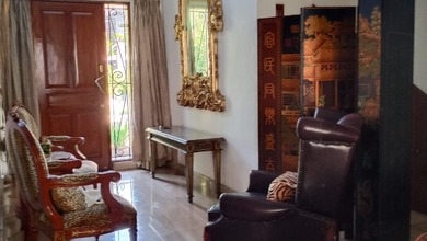 Dijual Rumah Bagus di Mekar Wangi. Furnish. Siap Huni