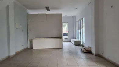 Disewakan Ruko Green Mansion Posisi Hoek