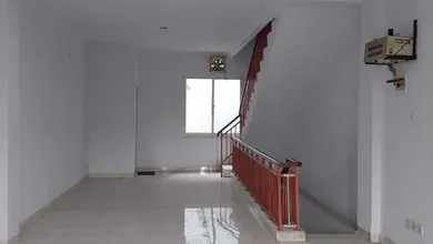 Disewakan Ruko Hawaii Di City Resort 4 Lantai