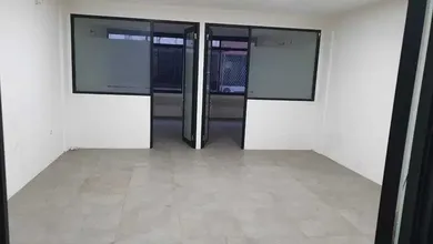 Disewakan Ruko 3 Lantai Di Komplek Jelambar