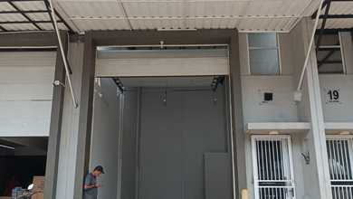 Dijual Gudang The Store di Green Lake City