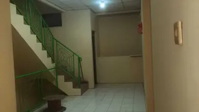 Dijual Ruko 4 Lantai Di Jalan Peta Selatan