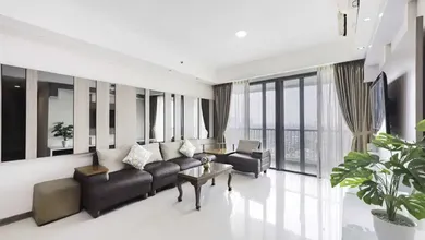 Apartemen St Moritz Royal Suite 3br Full Furnish