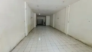 Disewakan Ruko Taman Palem 3 Lantai, Cengkareng