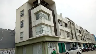 Disewakan Ruko Hoek Royal Palm