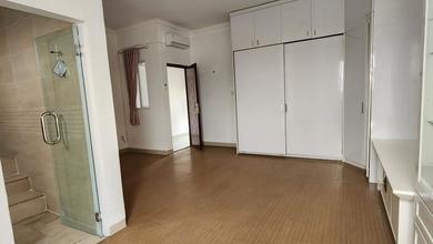 Disewakan Rumah Green Lake City 4 Lantai