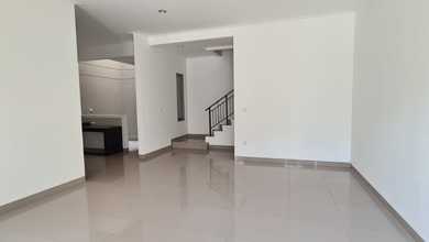 Rumah 2 Lantai di Pantai Indah Kapuk 2, Jakarta Utara