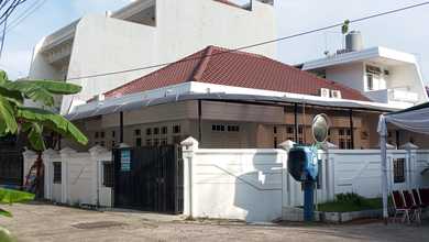 Disewakan Rumah Pluit Putra, Hoek, Siap Huni