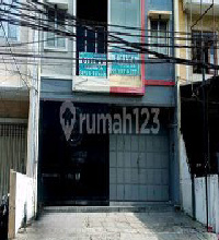 Disewakan Ruko di Muara Karang Raya. Lokasi Sangat Strategis Cocok untuk Usaha