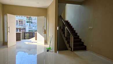 Disewakan Murah Rumah Kano Permai PIK. Luas 9x27m