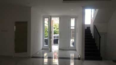 Rumah Siap Huni Di Golf Lake Residence