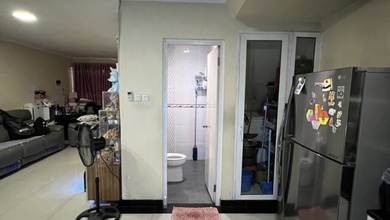 Rumah Rapih Siap Huni di Komplek Perumahan Green Court Cengkareng