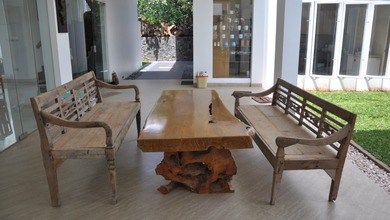 Rumah Cantik Gaya Villa. Perumahan Elite Alam Sutera