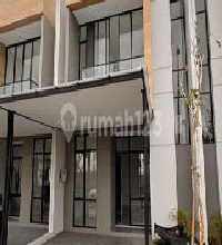 Disewakan Rumah Bagus di Pasir Putih Residence Pik 2