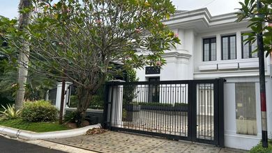 Rumah Mewah di Pondok Indah. ada Swiming Pool