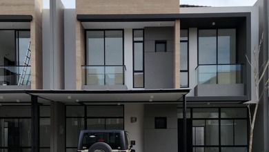 Disewakan Rumah Brand New Villa Pasir Putih PIK 2. Hadap Timur Laut Unfurnished