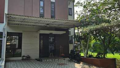 Rumah Daan Mogot, Cengkareng, Casa Jardin