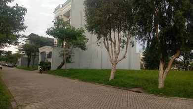 Kavling Australia Ebony Green Lake City 10x18