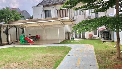 Rumah di Lebak Bulu Jakarta Selatan 2 Lantai