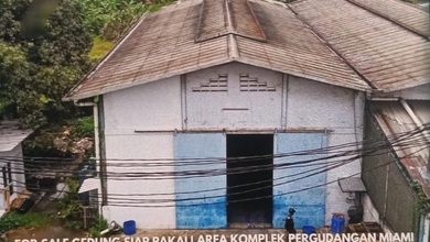 Dijual Gudang Kayu Besar di Komp Miami Kalideres Jakarta Barat
