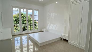 Rumah Brandnew Muara Karang Classic Modern,10X17m 3 Lantai Bagus Siap Huni