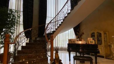 Rumah Mewah Hoek Mediterania Resort Pik, Harga Termurah Hampir Hitung Tanah!