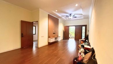 Rumah Pluit 220M Hitung Tanah, Komplek Bagus!