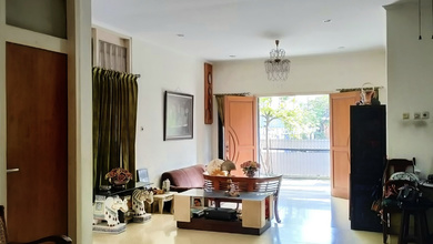 Rumah Modern Luas 327 Jual area Rawamangun, Jakarta Timur