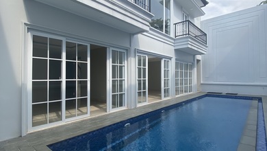Brand New Rumah Mewah American Classic, Senopati Area, Kebayoran Baru Jakarta Selatan