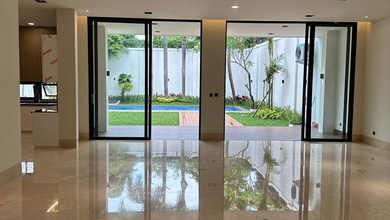Jual Rumah Bagus Luas 569 m2 area Kemang, Jakarta Selatan
