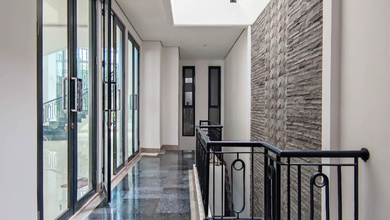 Rumah Mewah Siap Huni di Permata Hijau, Kebayoran Baru, Jakarta Selatan