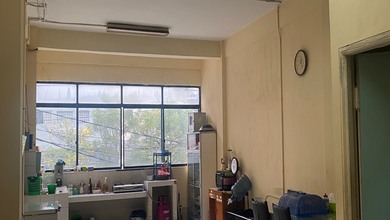 Ruko 5 Lantai Cocok Untuk Usaha dan Tinggal