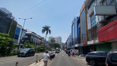 Ruko Gandeng Strategis di Roxy Mas. Jakarta Pusat