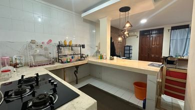 Murah Rumah Bagus 2 Lantai. Siap Huni di Petojo