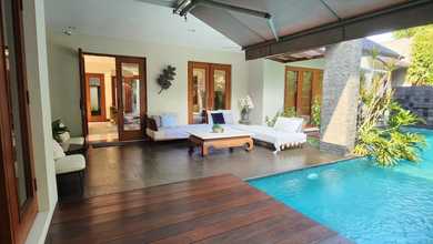 Rumah Mewah 2 Lantai Siap Huni di Cilandak