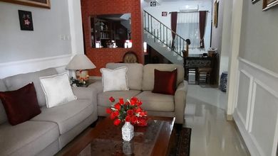 Rumah Murah  2 Lantai Full Renovasi Taman Kopo Katapang