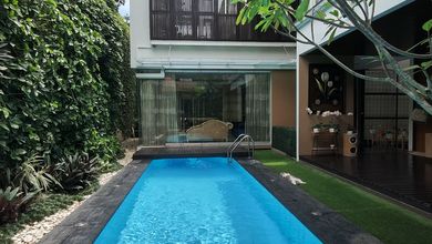 Investasi Langka Rumah Mewah Private Pool Tatar Eksklusif Kota Baru Parahyangan