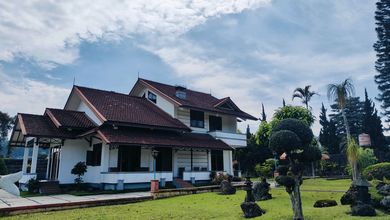 Villa View Cantik Gunung Lokasi Dekat Pasar Lembang Bandung 