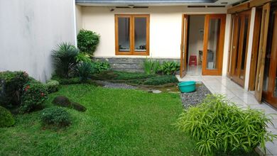 Rumah Asri Pusat Kota Setra Indah Bandung